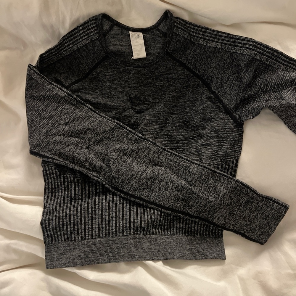 Fabletics Charcoal athletic top